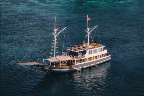 Semesta-Voyages Semesta-Voyages