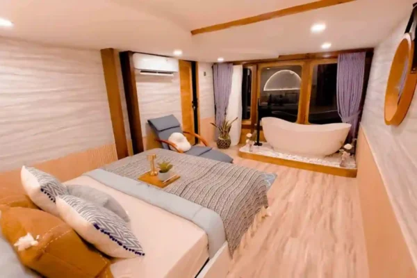 Semesta-Voyages-Mars-Cabin-3 Semesta-Voyages-Mars-Cabin-3